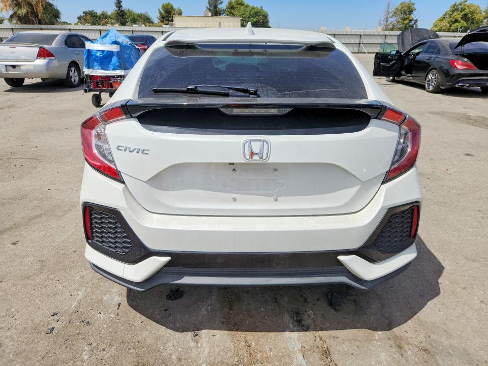 2018 Honda Civic მანქანა იყიდება აუქციონზე, vin: SHHFK7H65JU402605, აუქციონის ნომერი: 66392076