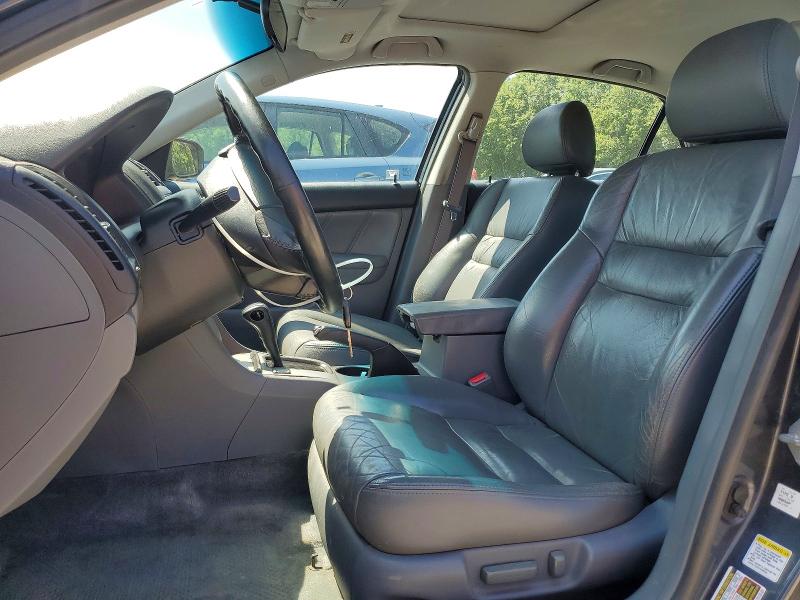 64624156 :رقم المزاد ، 1HGCM66574A026989 vin ، 2004 Honda Accord مزاد بيع