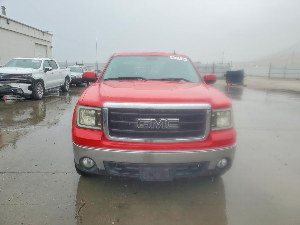 64717796 :رقم المزاد ، 3GTEK13Y07G516081 vin ، 2007 Gmc New Sierra مزاد بيع