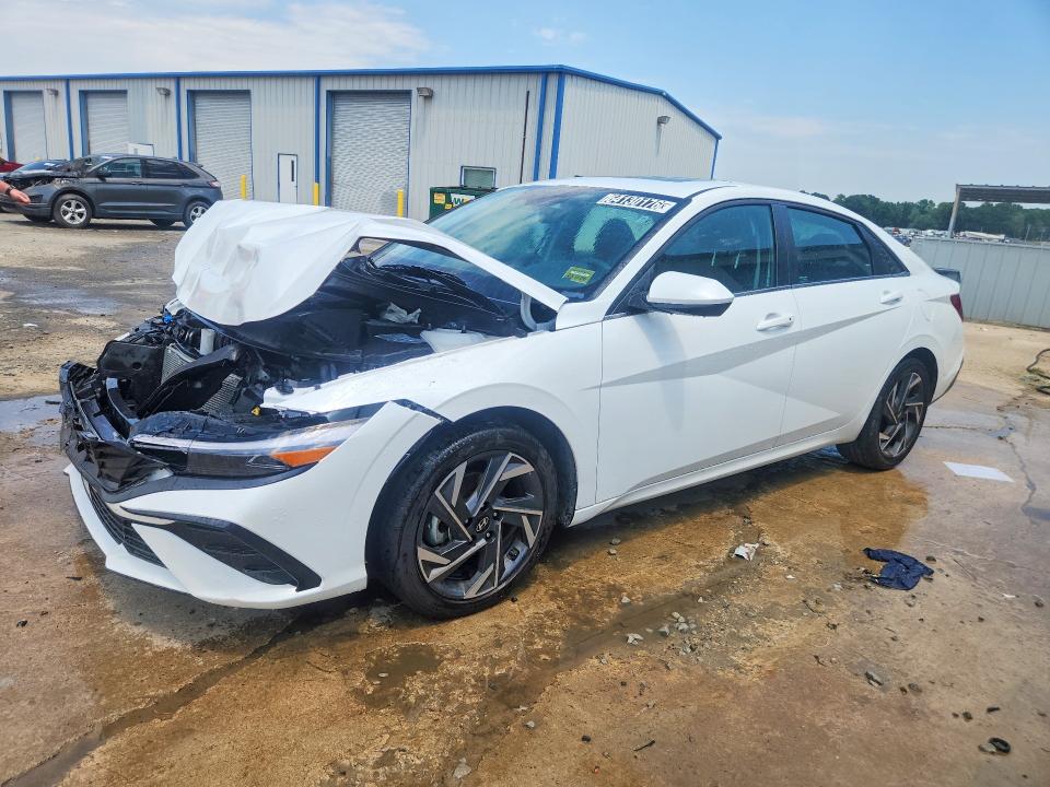 2025 Hyundai Elantra მანქანა იყიდება აუქციონზე, vin: KMHLS4DG2SU022742, აუქციონის ნომერი: 64130176
