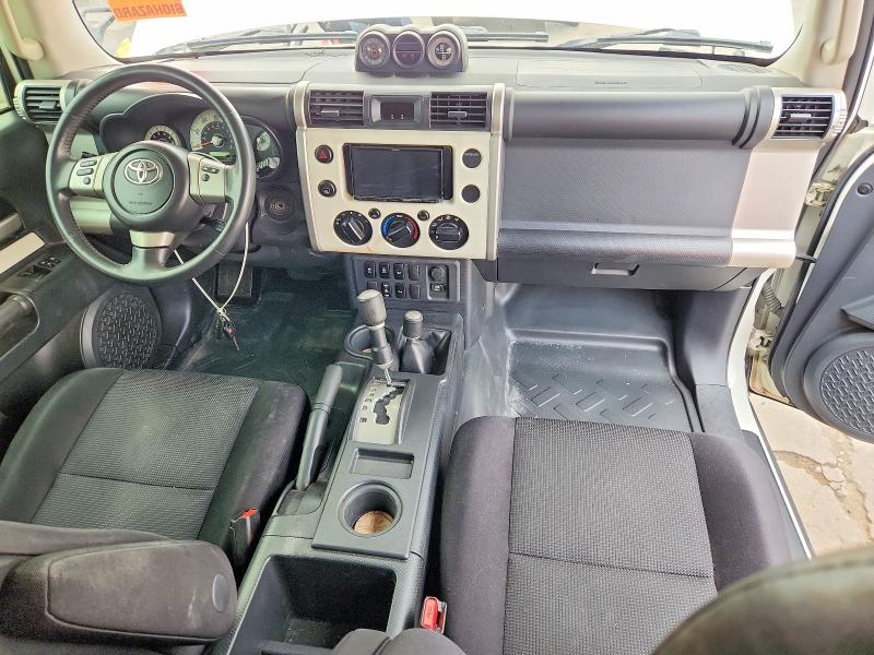 2014 Toyota Fj Cruiser მანქანა იყიდება აუქციონზე, vin: JTEBU4BF6EK200801, აუქციონის ნომერი: 63576156