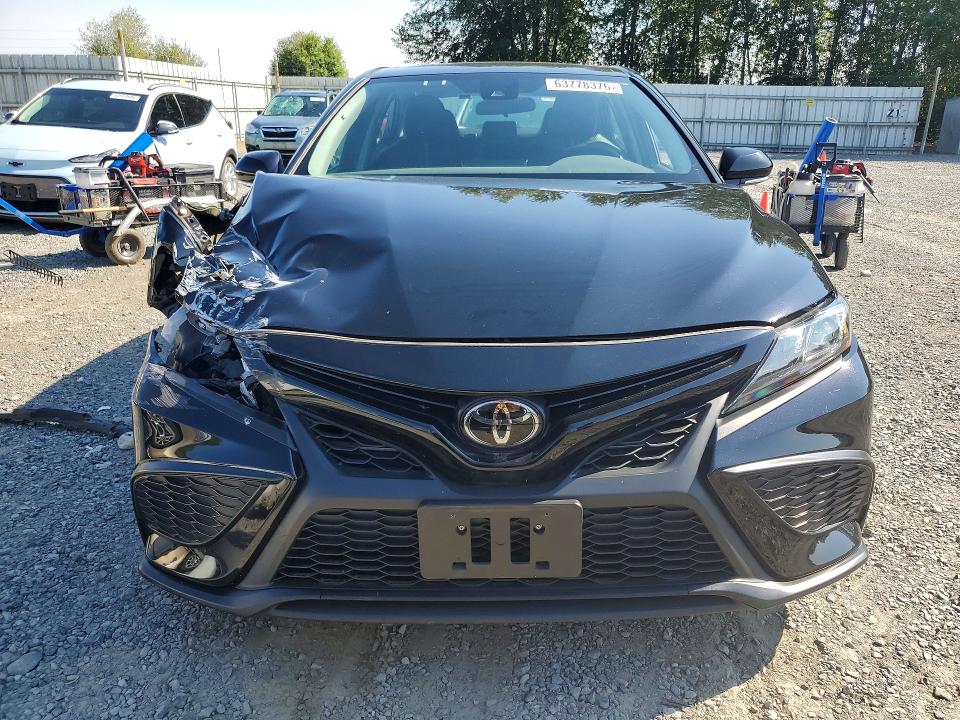 63778376 :رقم المزاد ، 4T1G11BKXPU075089 vin ، 2023 Toyota Camry مزاد بيع