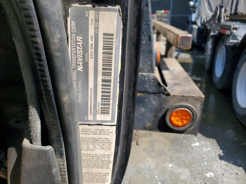 2002 International 4000 მანქანა იყიდება აუქციონზე, vin: 1HTMMAAMX2H550052, აუქციონის ნომერი: 64061956
