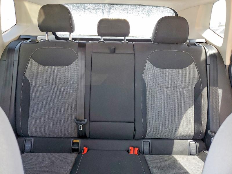 Продаж на аукціоні авто 2022 Volkswagen Taos, vin: 3VVDX7B27NM077054, номер лоту: 63609166