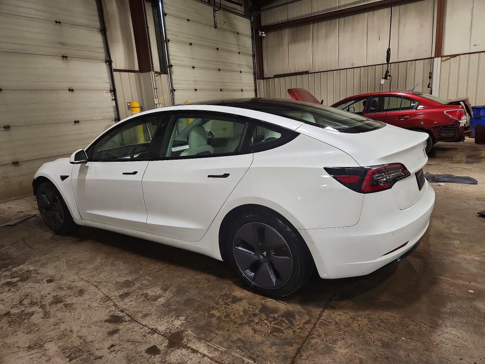 64027246 :رقم المزاد ، 5YJ3E1EA2MF908687 vin ، 2021 Tesla Model 3 مزاد بيع