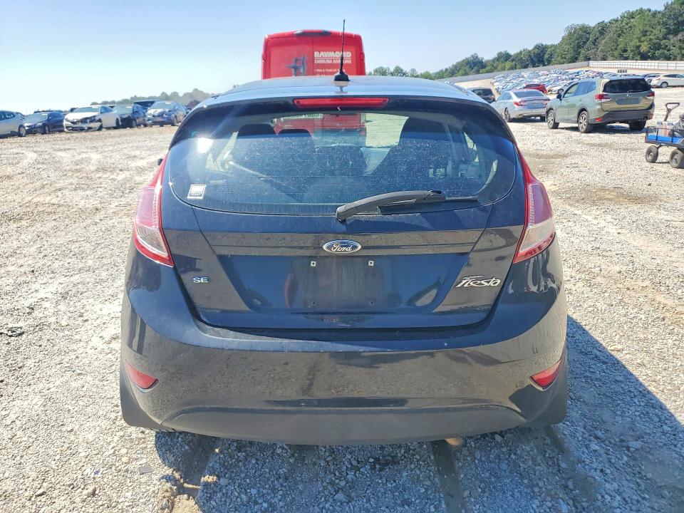 66074826 :رقم المزاد ، 3FADP4EJ0FM152619 vin ، 2015 Ford Fiesta مزاد بيع