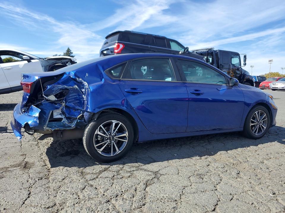 65697316 :رقم المزاد ، 3KPF24AD2NE417406 vin ، 2022 Kia Forte مزاد بيع