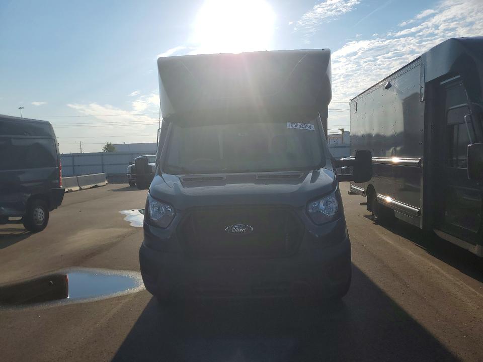 65062896 :رقم المزاد ، 1FDDF6P82MKA41251 vin ، 2021 Ford Transit مزاد بيع