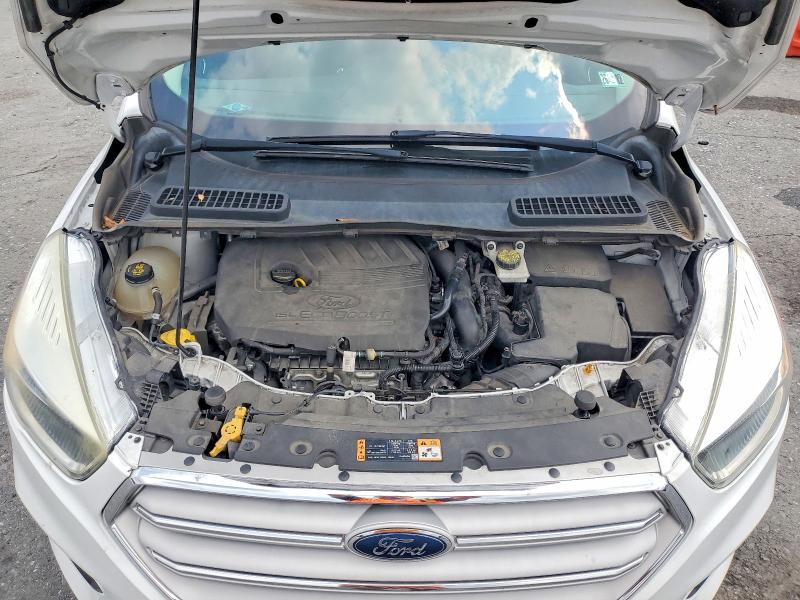 2018 Ford Escape მანქანა იყიდება აუქციონზე, vin: 1FMCU9GD8JUA60368, აუქციონის ნომერი: 64997156
