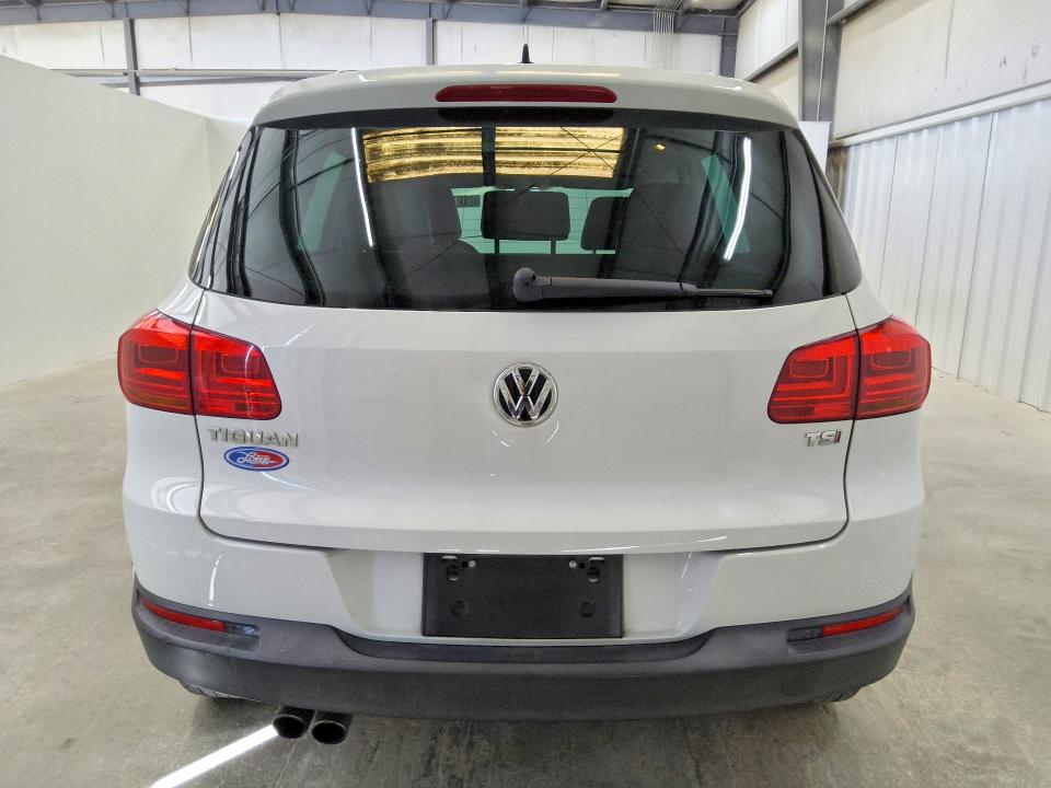 Продажа на аукционе авто 2017 Volkswagen Tiguan, vin: WVGRV7AX2HW508312, номер лота: 61935166