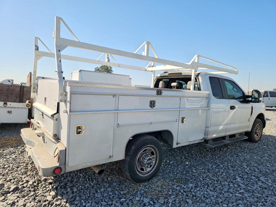 2022 Ford F350 მანქანა იყიდება აუქციონზე, vin: 1FD8X3EN7NEC89369, აუქციონის ნომერი: 64328926
