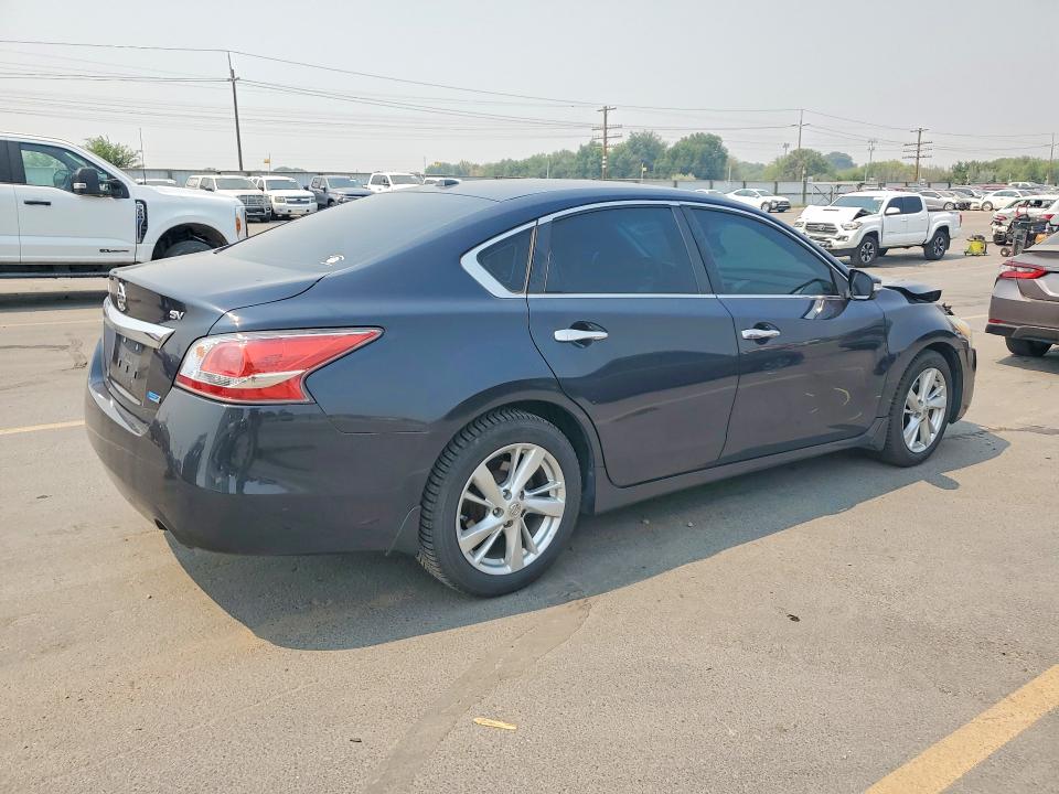 2014 Nissan Altima მანქანა იყიდება აუქციონზე, vin: 1N4AL3AP6EN207937, აუქციონის ნომერი: 64224446