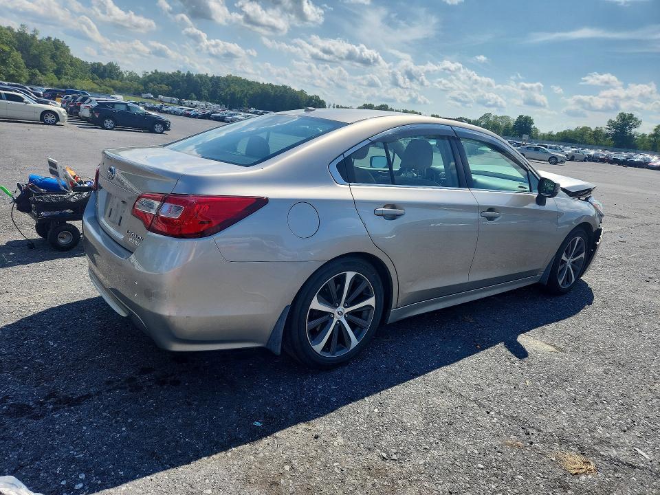 67030016 :رقم المزاد ، 4S3BNAL68F3003283 vin ، 2015 Subaru Legacy مزاد بيع