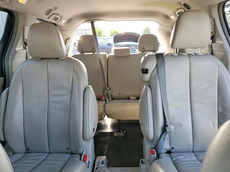2012 Toyota Sienna მანქანა იყიდება აუქციონზე, vin: 5TDYK3DC2CS267757, აუქციონის ნომერი: 63910706