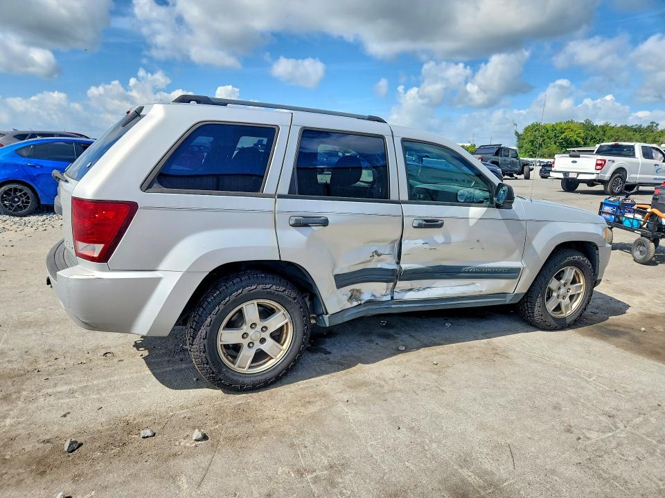 2005 Jeep Grand Cherokee მანქანა იყიდება აუქციონზე, vin: 1J4GR48K15C620034, აუქციონის ნომერი: 64552566