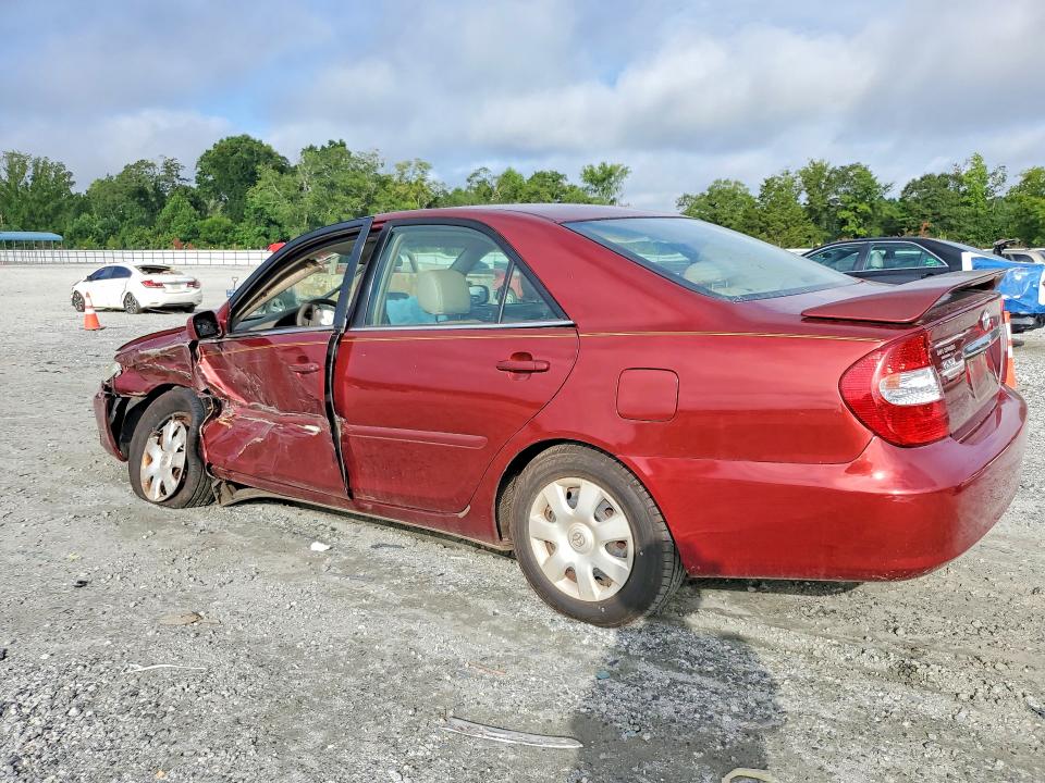64114016 :رقم المزاد ، 4T1BE32K72U079359 vin ، 2002 Toyota Camry مزاد بيع