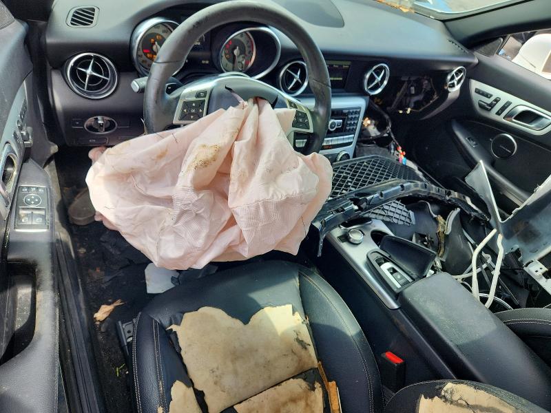 Продаж на аукціоні авто 2016 Mercedes-benz Slk, vin: WDDPK3JA0GF121898, номер лоту: 64468236