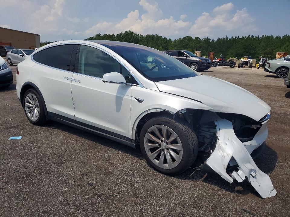 Продаж на аукціоні авто 2017 Tesla Model X, vin: 5YJXCBE24HF075955, номер лоту: 66119476