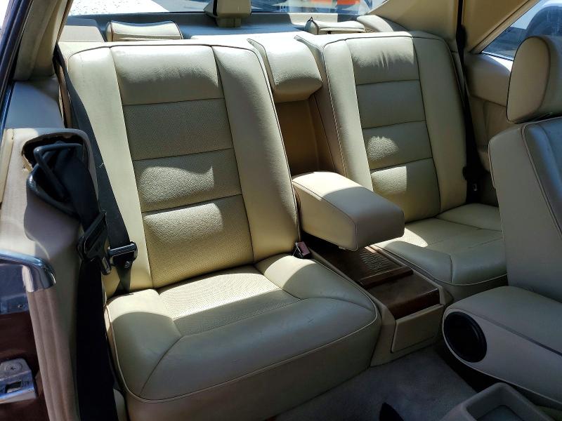 63934186 :رقم المزاد ، WDBEA51D6NB657915 vin ، 1992 Mercedes-benz 300 مزاد بيع