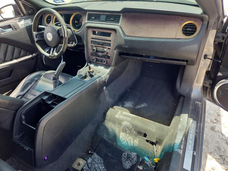 64134656 :رقم المزاد ، 1ZVBP8CF3B5122390 vin ، 2011 Ford Mustang مزاد بيع