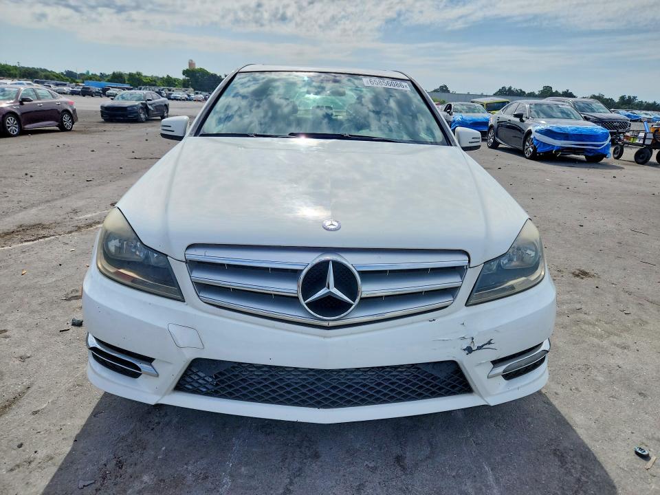 65856086 :رقم المزاد ، WDDGF4HB5DA758223 vin ، 2013 Mercedes-benz C مزاد بيع