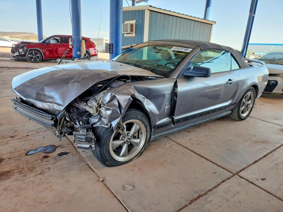 2006 Ford Mustang მანქანა იყიდება აუქციონზე, vin: 1ZVFT84N265105606, აუქციონის ნომერი: 65828766