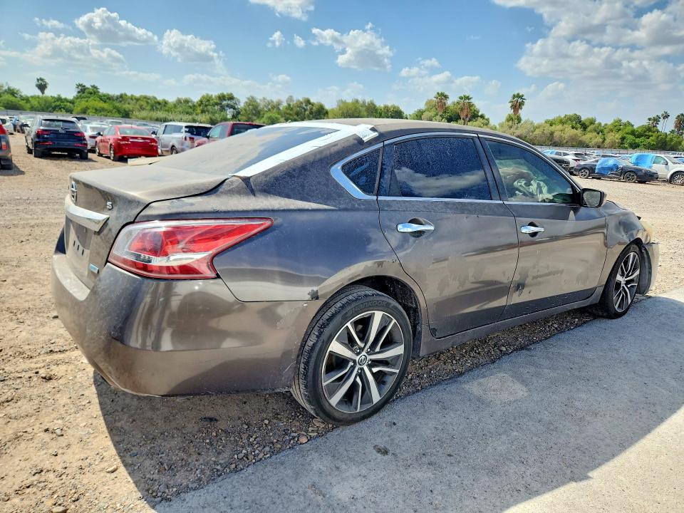 2013 Nissan Altima მანქანა იყიდება აუქციონზე, vin: 1N4AL3AP9DN465643, აუქციონის ნომერი: 66395036