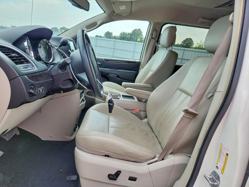 64245186 :رقم المزاد ، 2C4RC1BG6CR266731 vin ، 2012 Chrysler Town & Country مزاد بيع