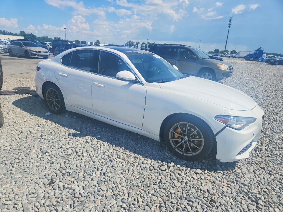 Продаж на аукціоні авто 2018 Alfa Romeo Giulia, vin: ZARFAEBN2J7590021, номер лоту: 65606586