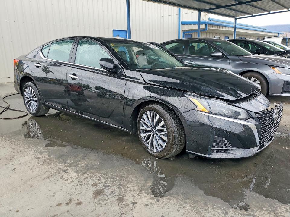 Продаж на аукціоні авто 2025 Nissan Altima, vin: 1N4BL4DV8SN351554, номер лоту: 64977126