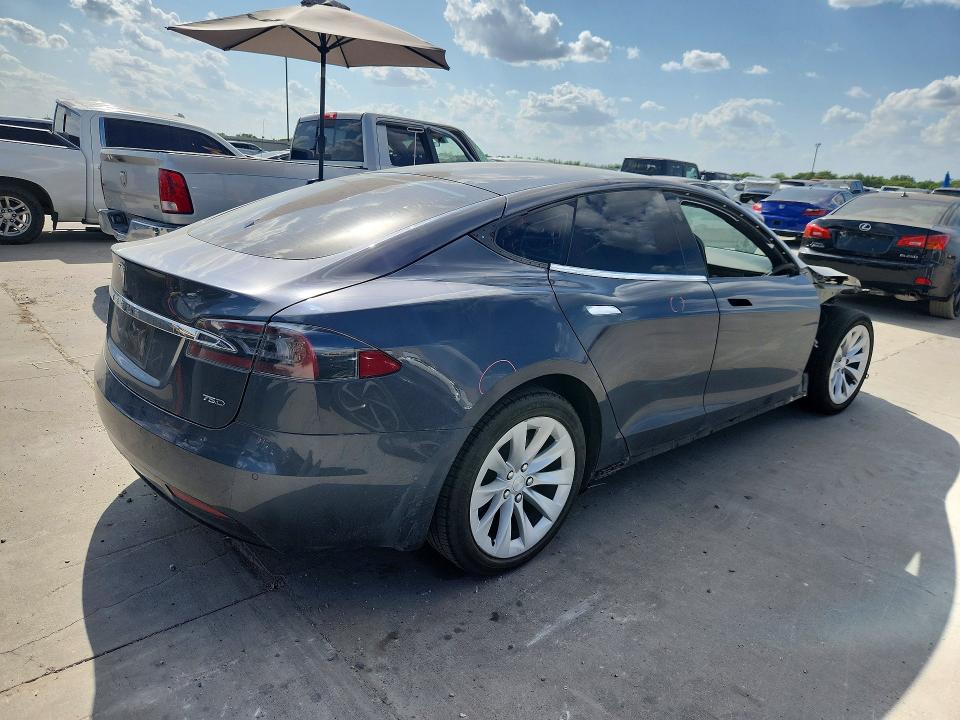 Aukcja sprzedaży 2018 Tesla Model S, vin: 5YJSA1E27JF244852, numer aukcji: 64310376
