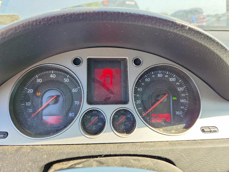 2009 Volkswagen Passat მანქანა იყიდება აუქციონზე, vin: WVWXK73C99E011828, აუქციონის ნომერი: 64493846