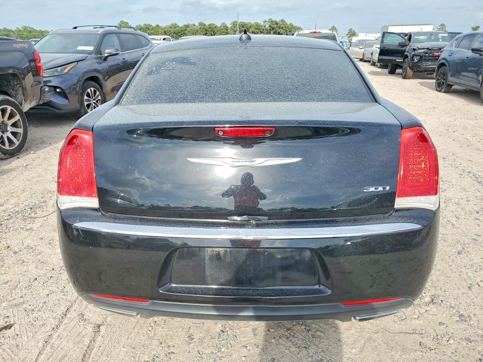 65034146 :رقم المزاد ، 2C3CCAAG6HH662182 vin ، 2017 Chrysler 300 مزاد بيع