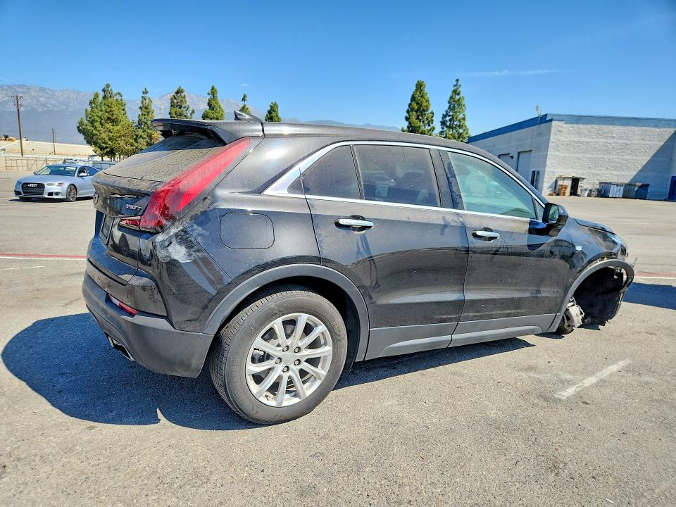 65160936 :رقم المزاد ، 1GYAZAR46LF122489 vin ، 2020 Cadillac Xt4 مزاد بيع