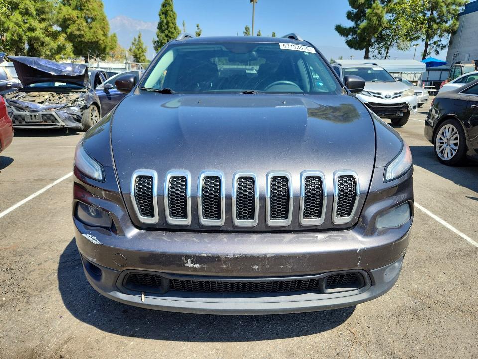 67183936 :رقم المزاد ، 1C4PJLCS7EW265612 vin ، 2014 Jeep Cherokee مزاد بيع