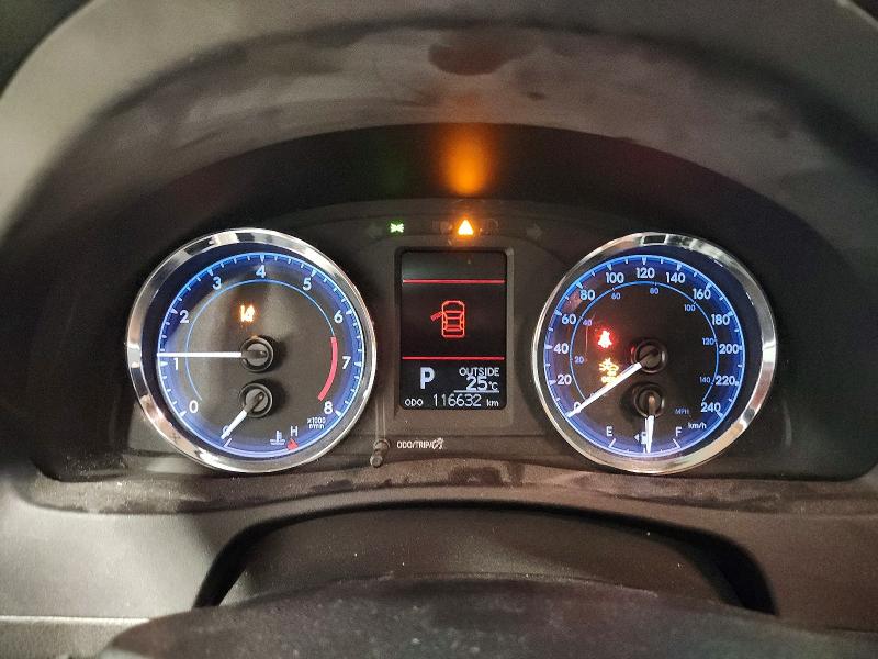 Продажа на аукционе авто 2018 Toyota Corolla, vin: 2T1BURHE2JC086520, номер лота: 64218156
