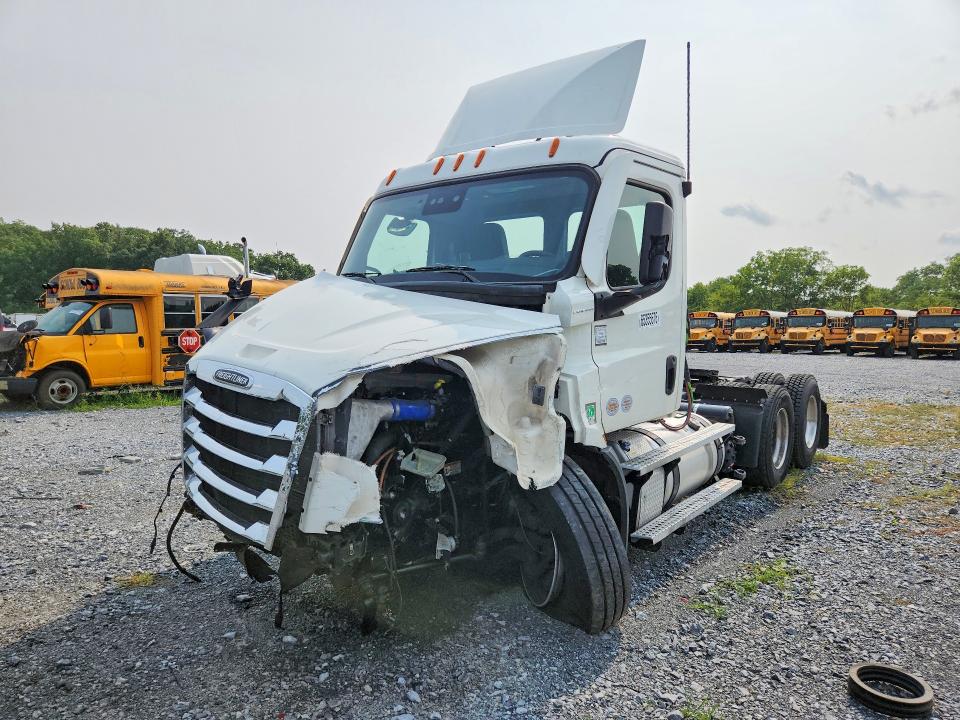 Продаж на аукціоні авто 2025 Freightliner Cascadia 116, vin: 3AKJHTDV1SDVL0260, номер лоту: 65355676