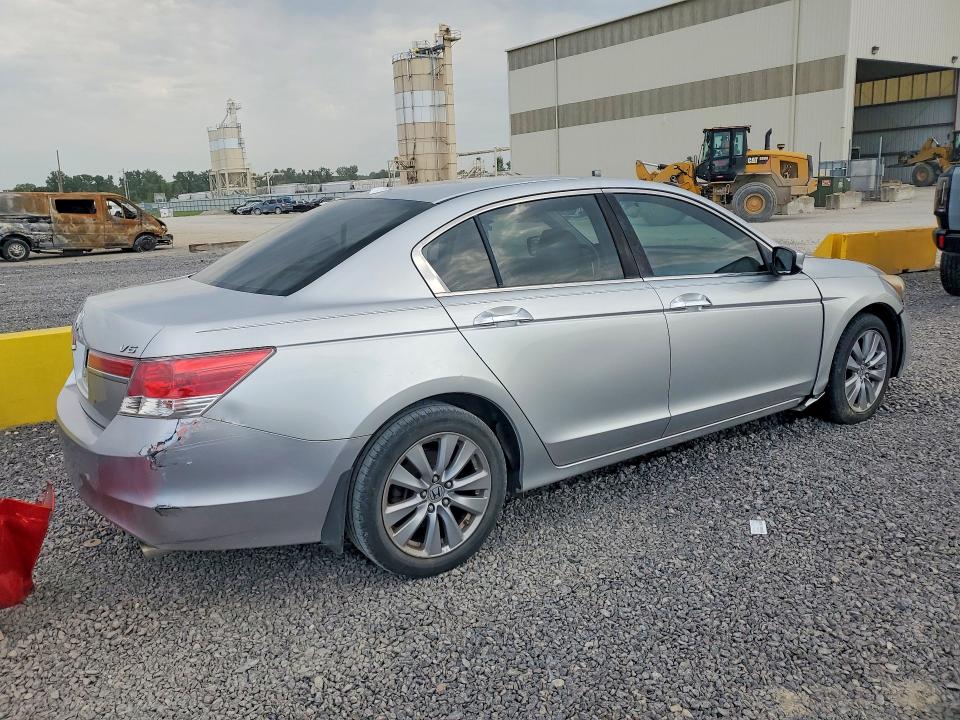 2012 Honda Accord მანქანა იყიდება აუქციონზე, vin: 1HGCP3F87CA000908, აუქციონის ნომერი: 64670216