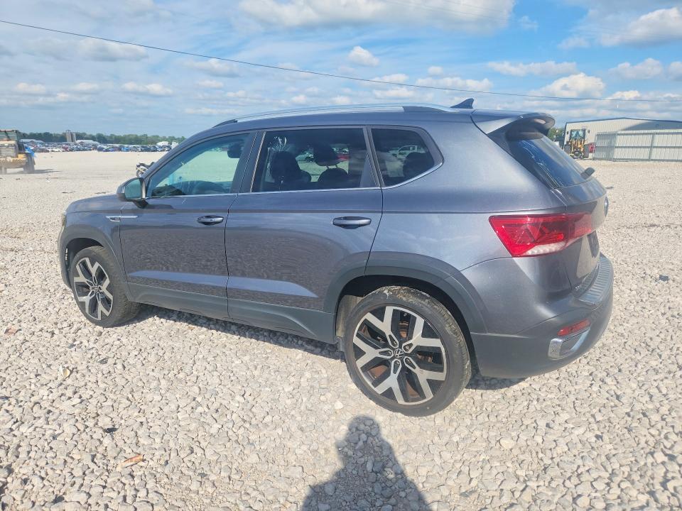 66505356 :رقم المزاد ، 3VVJX7B28NM025872 vin ، 2022 Volkswagen Taos مزاد بيع