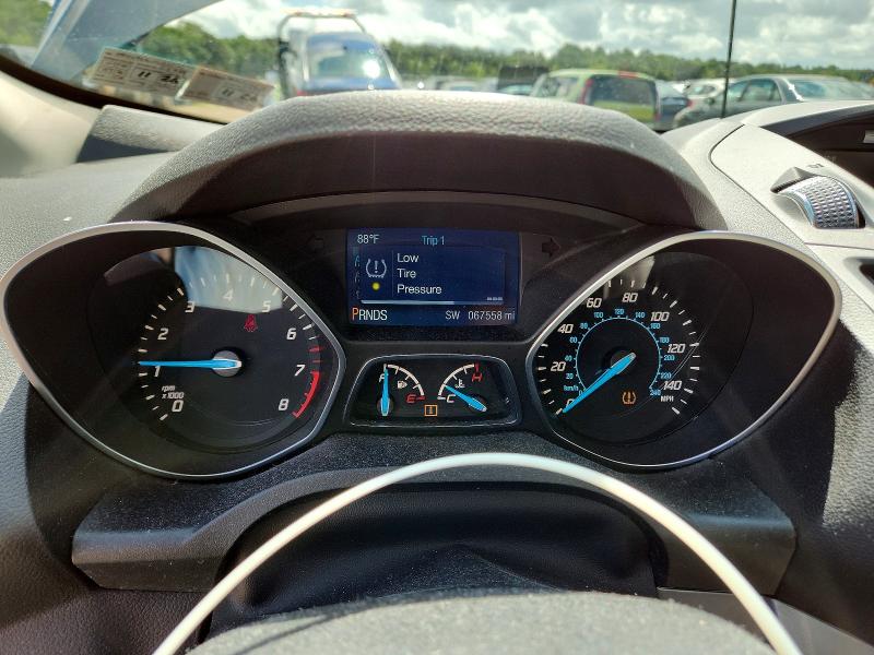 63755166 :رقم المزاد ، 1FMCU9G90FUB55140 vin ، 2015 Ford Escape مزاد بيع
