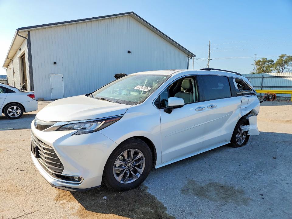 Продажа на аукционе авто 2023 Toyota Sienna, vin: 5TDJRKEC2PS173311, номер лота: 65542006