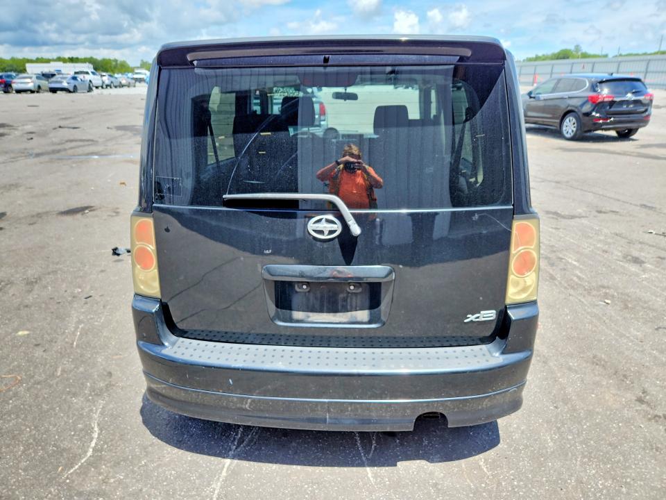 63529516 :رقم المزاد ، JTLKT324840147534 vin ، 2004 Scion Xb مزاد بيع