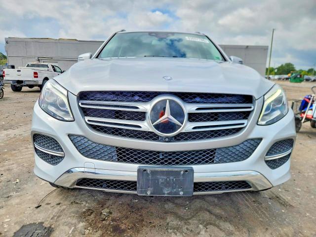 63097786 :رقم المزاد ، 4JGDA5HB8HA815016 vin ، 2017 Mercedes-benz Gle مزاد بيع
