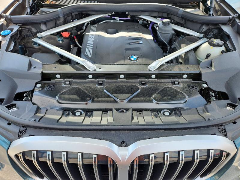 64974996 :رقم المزاد ، 5UX23EM06S9Y17123 vin ، 2025 Bmw X7 مزاد بيع