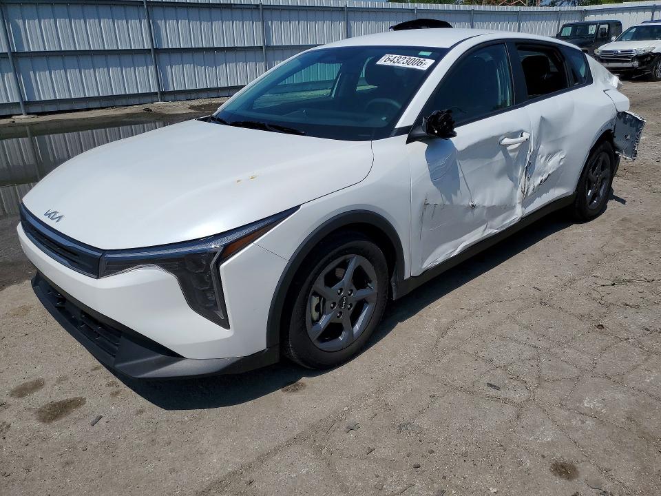64323006 :رقم المزاد ، 3KPFT4DE3SE164934 vin ، 2025 Kia K4 مزاد بيع
