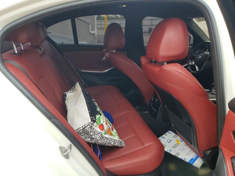 64670636 :رقم المزاد ، 3MW5R7J08N8C30902 vin ، 2022 Bmw 330xi مزاد بيع