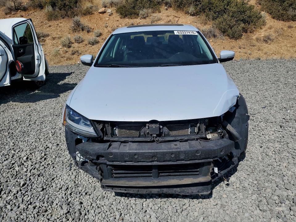 63337416 :رقم المزاد ، 3VWL17AJ7HM382429 vin ، 2017 Volkswagen Jetta مزاد بيع