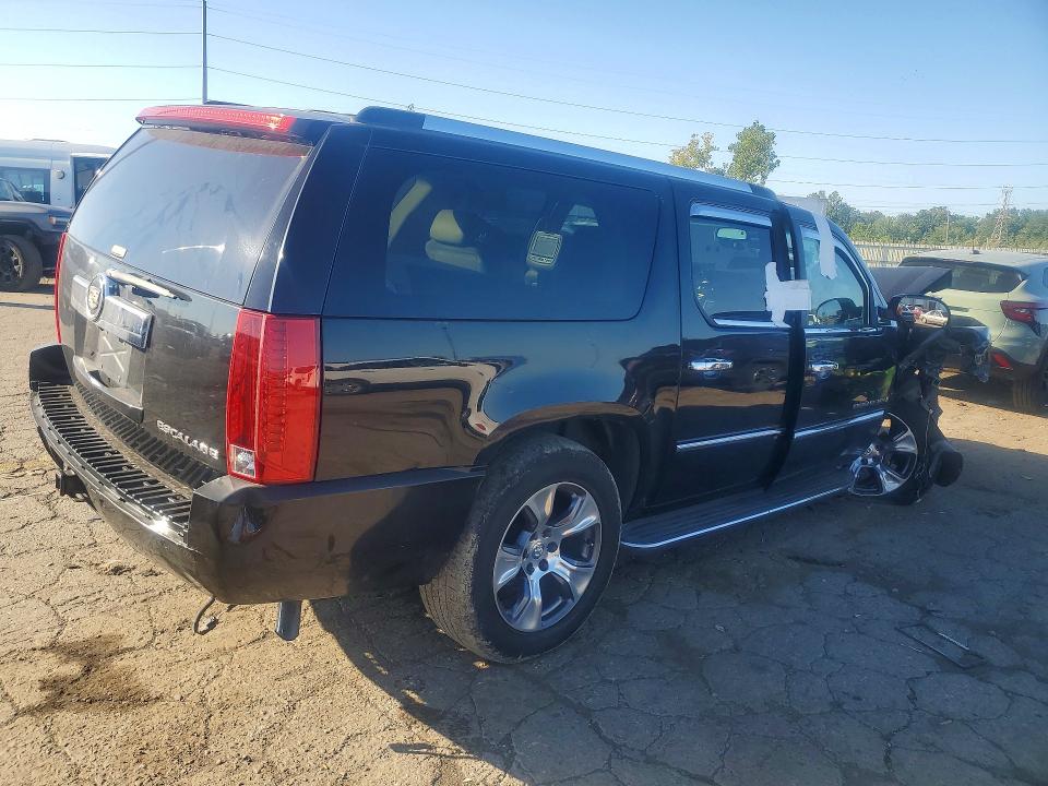 Продажа на аукционе авто 2008 Cadillac Escalade, vin: 1GYFK66868R252714, номер лота: 66908696
