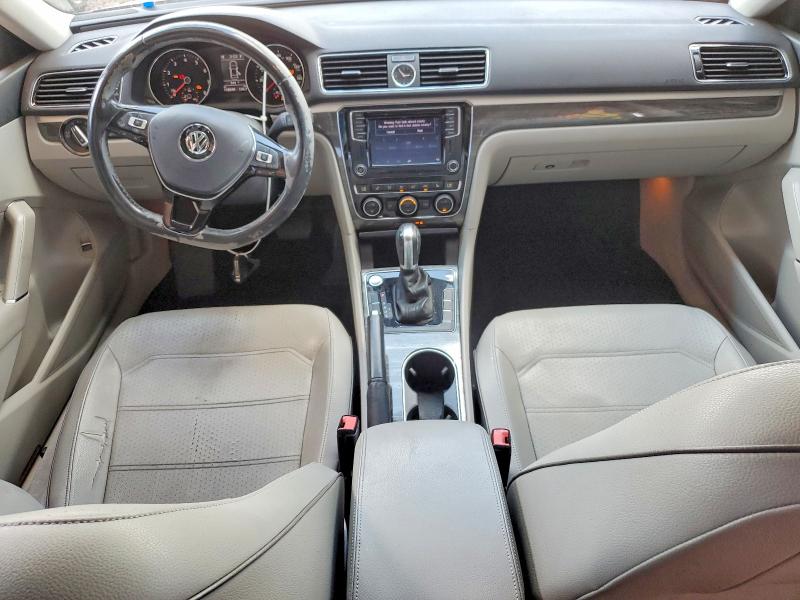 64835766 :رقم المزاد ، 1VWBT7A33GC045277 vin ، 2016 Volkswagen Passat مزاد بيع