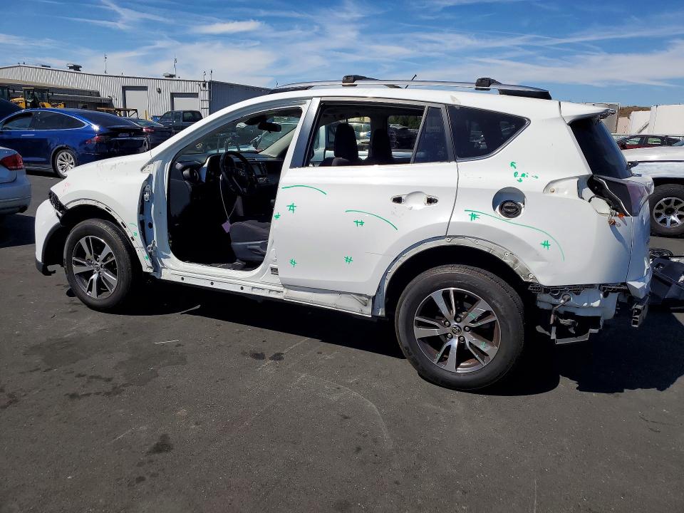 Aukcja sprzedaży 2017 Toyota Rav4, vin: JTMWFREV9HJ113971, numer aukcji: 65506636